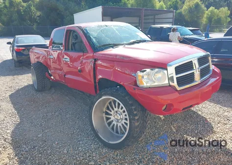 2007 Dodge Dakota Slt z USA, uszkodzony, nr VIN 1D7HE48K47S127579